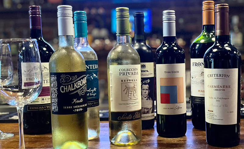 Photo - Bottles of wine